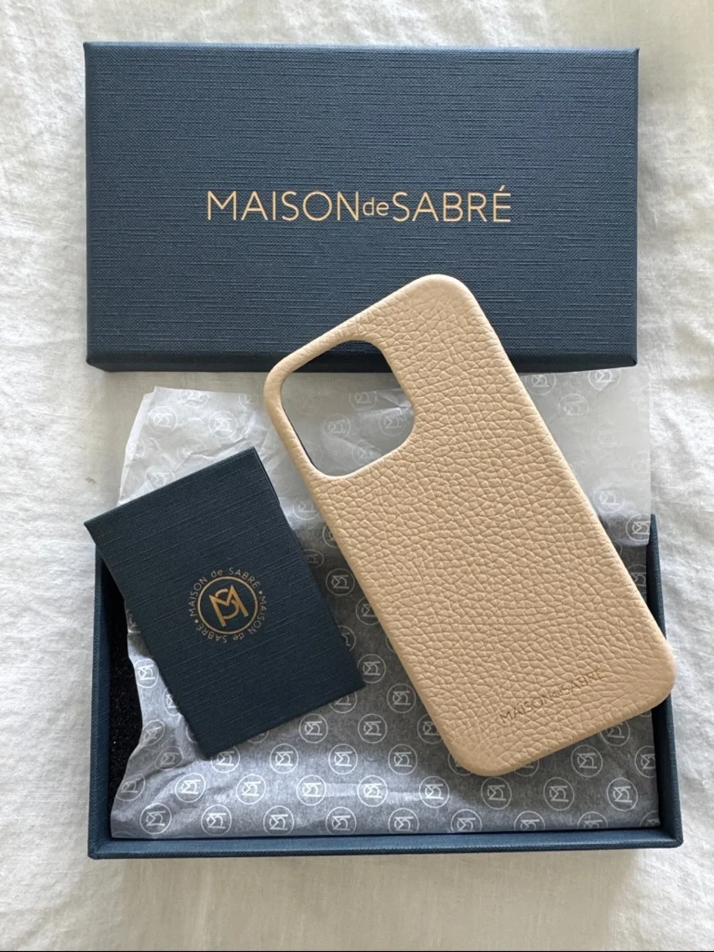 Pebbled Leather Phone Case - Nude Beige—New in Box